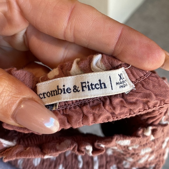 Abercrombie maybe polka dot tank - Picture 3 of 3